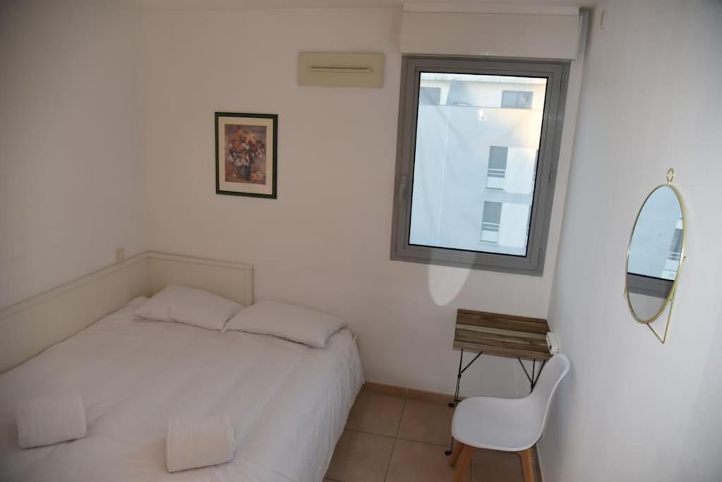 Proche Montpellier, T3, 2 Chambres, Parking, Tram Castelnau-le-Lez Esterno foto
